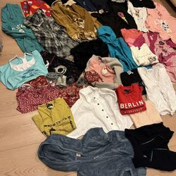 Large Women's and Girls' Clothing Lot - Hollister, Juicy Couture, Hello Kitty, pick up in Temple cit