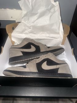Jordan 1 low olive grey Sz 11