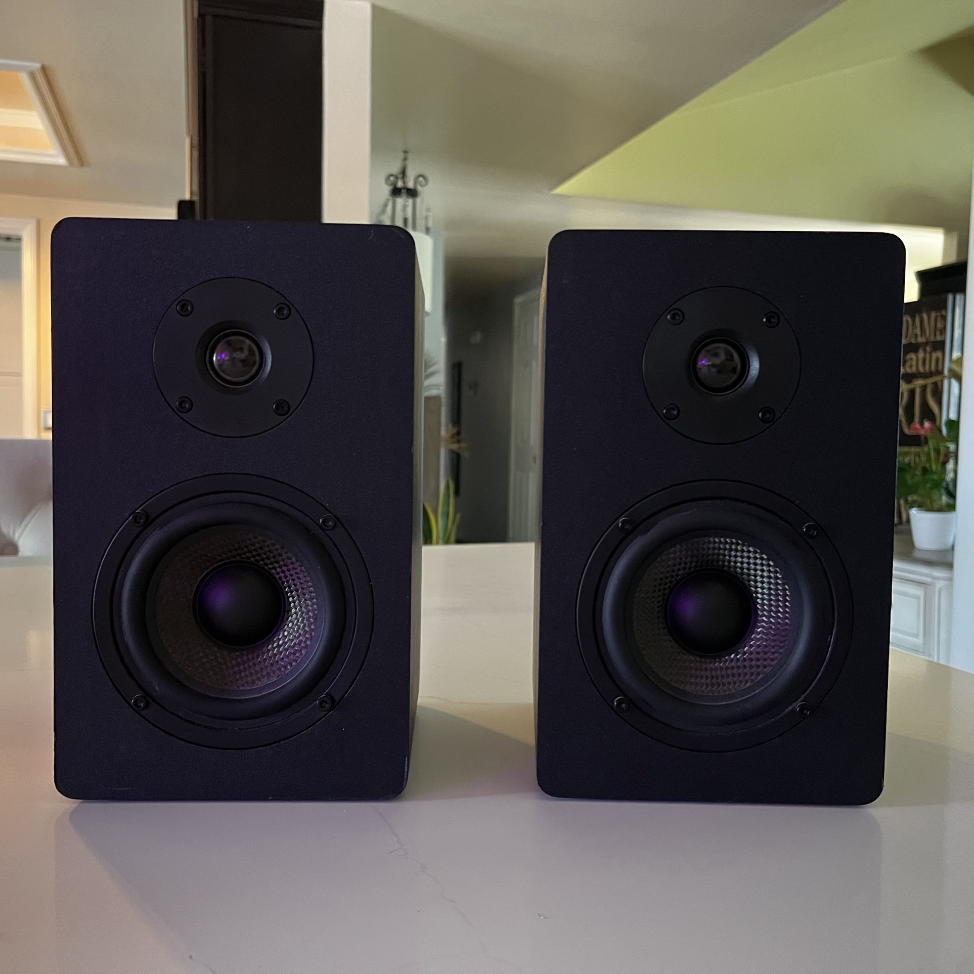 Micca MB42X Bookshelf Speakers