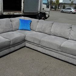 Sectional Couch 