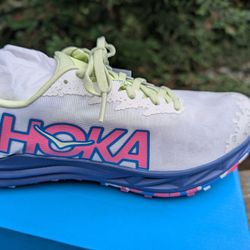 Track Spikes - Hoka - Size 7.5 men / 9 women