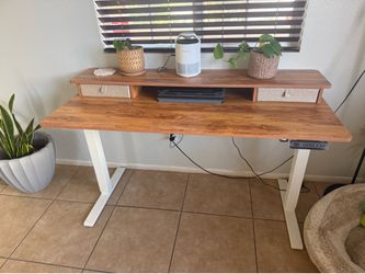 Adjustable Standing Desk