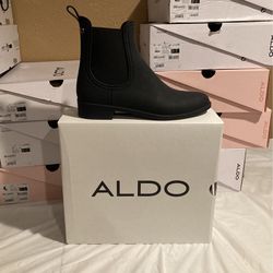 Alfonsí New Women’s Boots Size 10