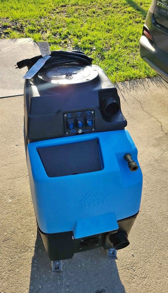 Heated Carpet Extractor