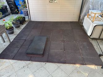 Outdoor rubber mats workout gym mats playground mats durable heavy duty mats. Was used for outdoor gym equipment and weights