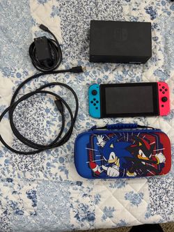 Nintendo Switch W/ Sonic Carrying Case