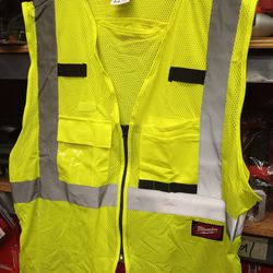 MILWAUKEE HIGH VISIBILITY VEST SIZE L,XL/ S,M