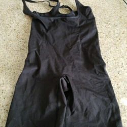 brand New Control it shapwear LARGE SIZE $$$40 FIRM PRICE
