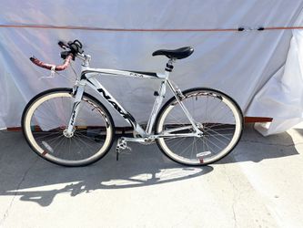 FX-A - White w/Silver Rims/blackTires Black Seat, Aluminum Alloy Fixie Fixed Gear Road Bike 540mm Mm C Micargi Style $300. Or Best Offer
