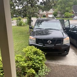 Nissan Armada