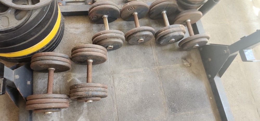 400 Pounds Of Dumbells
