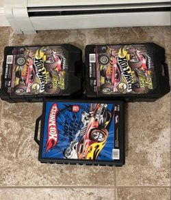 Hot Wheels 48-Car Storage Cases – set of 3 and 100+ cars
