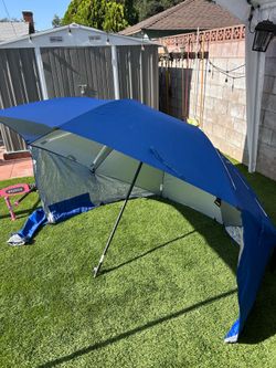 Huge beach umbrella SPORT-BRELLA PREMIERE REG UMBRELLA SHELTER FOR SUN RAIN PROTECTION - BLUE 7Ft  $40 firm