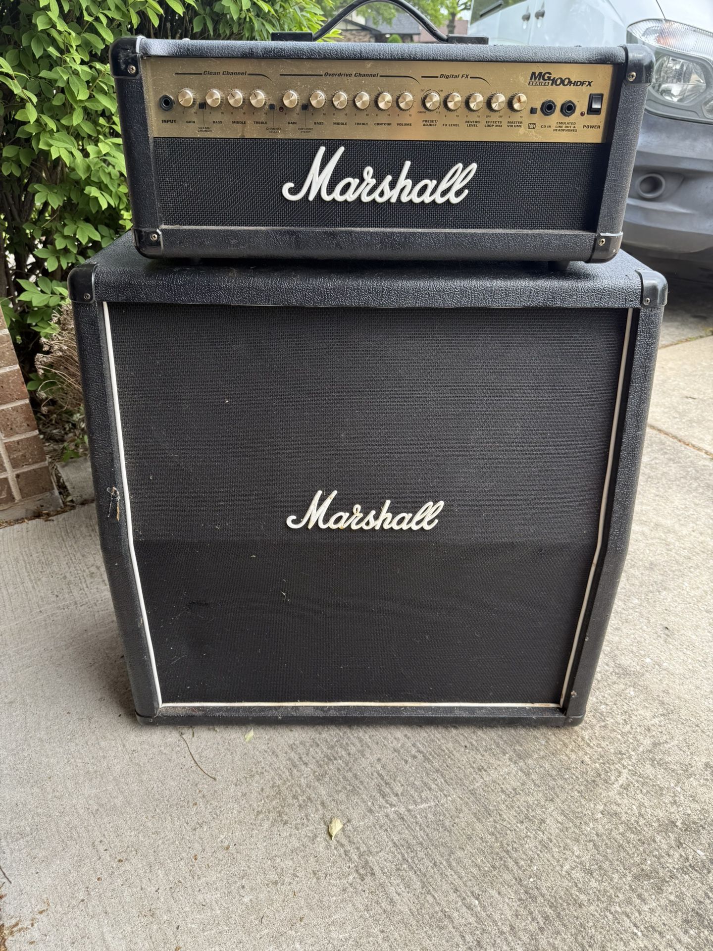 Marshall Band Guitar Sound Amplifier And Speaker