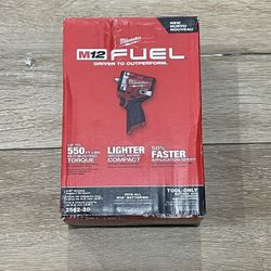 Milwaukee M12 Fuel 3/8in Stubby Impact Wrench (2562-20)
