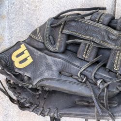 Wilson A2000 1786 RH Infield Baseball Glove 11.5" (Used)