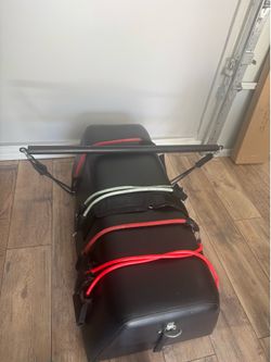 Zeno workout bench with BOSU and kettle bells