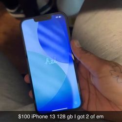 2 iPhone 13s 128gb