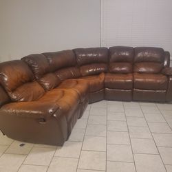 Section Recliner 