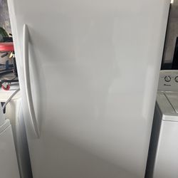Frigidaire White Freeze 34” W 67” Tall 25” Deep Great Condition And Capacity Plus 4 Months Warranty. Delivery Service Available 