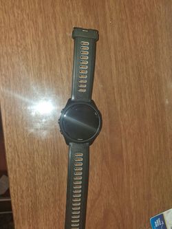 Garmin GPS Smartwatch Black Silicone Band
