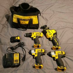 Dewalt 12v set with bag