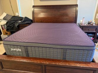 Like New Purple Rejuvenate Plus 2.0 King Mattress