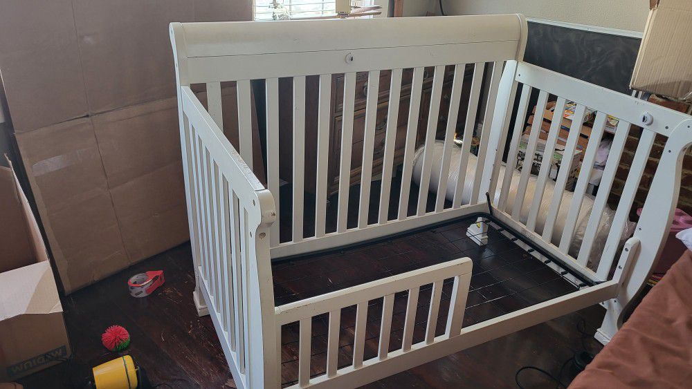 Crib - Kids Single Bed