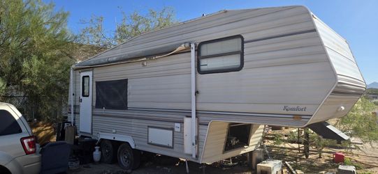 5th Wheel Trailer