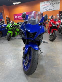 Used 2024 Yamaha YZF R7 low miles motorcycle on sale