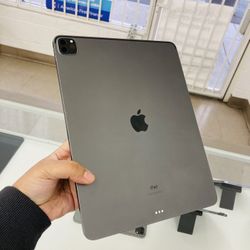 iPad Pro 5th Gen 12.9inch 128gb