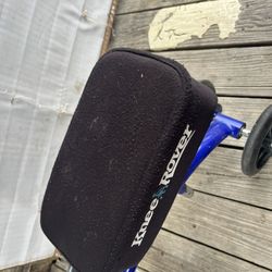Knee Roller
