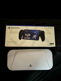 PlayStation portal black with Carrie case