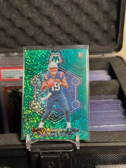Joe Milton green sparkle Prizm /8