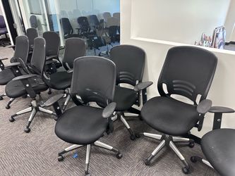 FREE OFFICE CHAIRS! GET THEM WHILE THEY LAST
