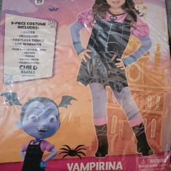 Vampirina Costume Small