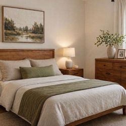 Pennsylvania House Dresser Y Nightstand 