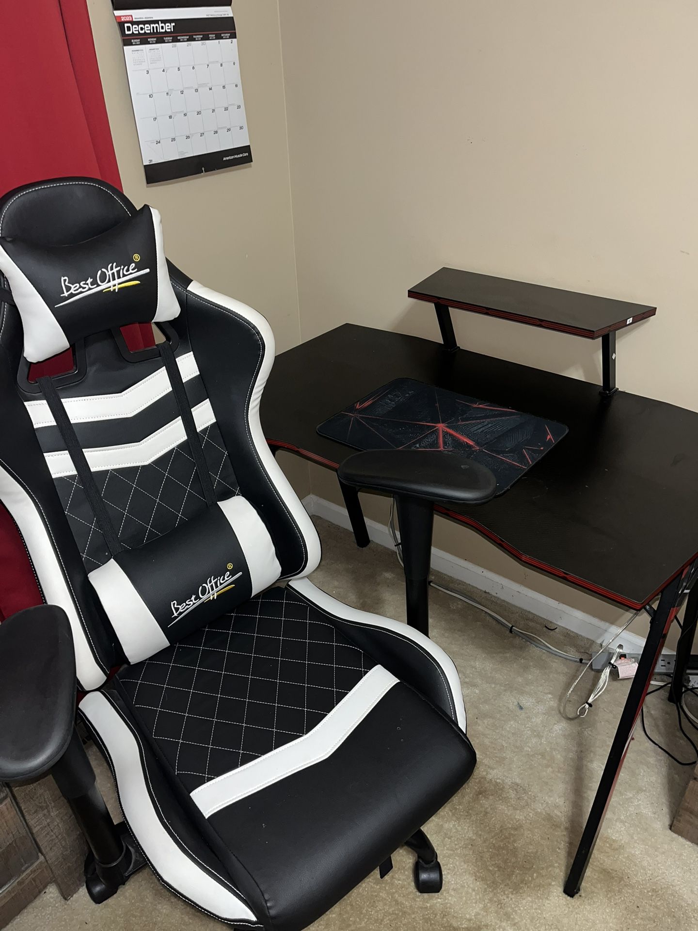 Gaming Desk And Chair 