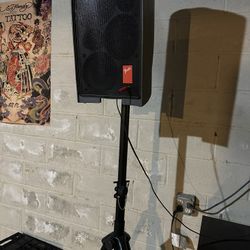 Set Of 2 Fender Amplifiers