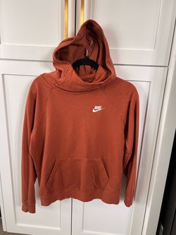 Nike Women’s Hoodie (small) **Located in Hanford**