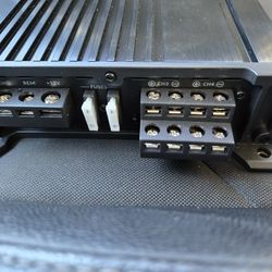 AMP 4CH $65 + DS18 CAPACITOR