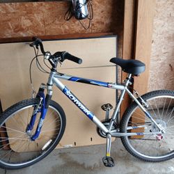 Schwinn Bike FOR SALE (Good CONDITION)