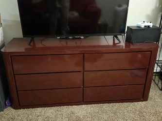 Lowboy six drawer Babcock dresser, wood with varnish