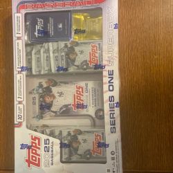 2025 topps series 1 baseball super box