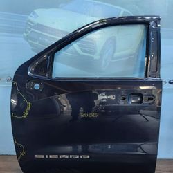 2019-2024 GMC SIERRA LEFT FRONT DOOR 
