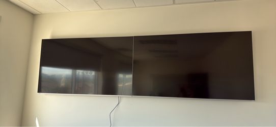75” Vizio Tvs