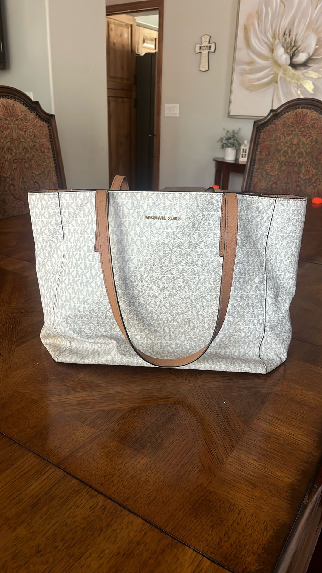 Purse: Michael Kors