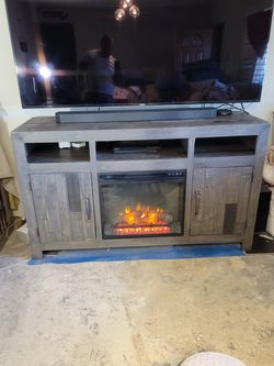 Entertainment Center with working Electric 🔥 plce