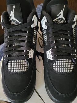 Jordan 4 White Thunder size 11 & 12 (PRICE IS FIRM)
