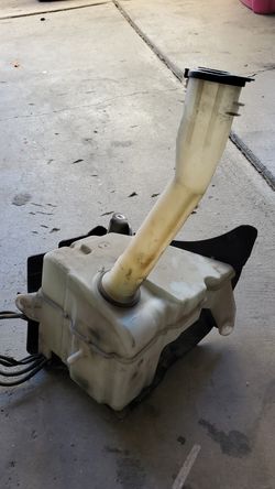 97 toyota wiper water tank